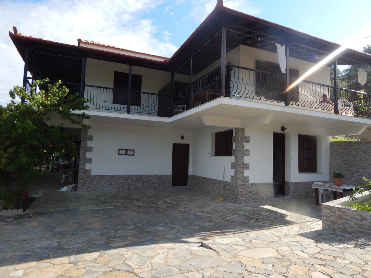 Ktena Apartments ปลาตานิอาส ภายนอก รูปภาพ